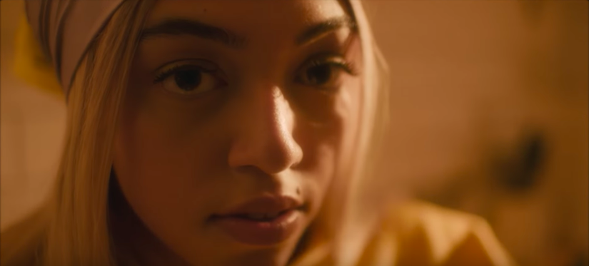 Feast Your Eyes Upon Mahalia's Sleek Visual For 'No Reply'
