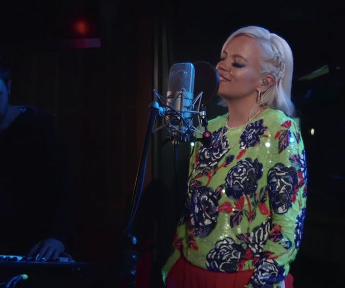 Lily Allen Smashed 'Like A Version' This Morn With A Lykke Li Cover