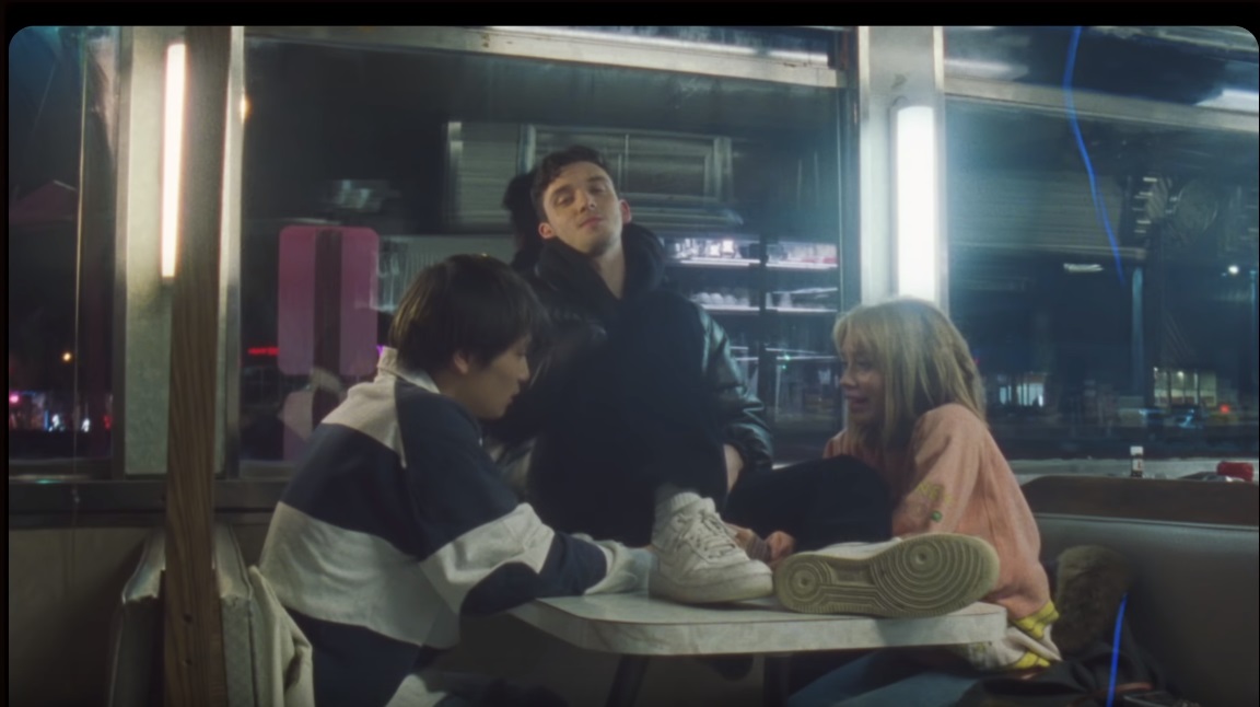 We're Vibing Troye Sivan & Lauv As Third Wheels In The 'I'm So Tired' Video