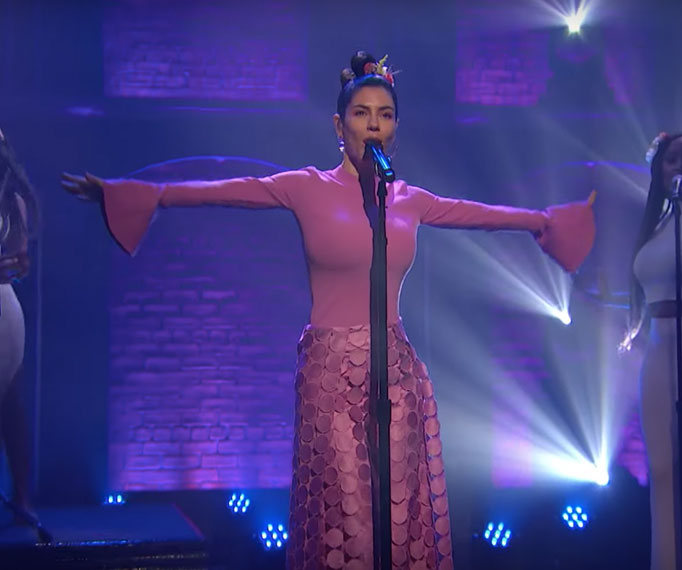 MARINA Performed 'Orange Trees' For The First Time & Suddenly Our Problems Have Vanished
