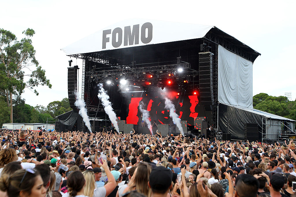Should Festival Headliners Play Longer Sets When They Come To Australia?