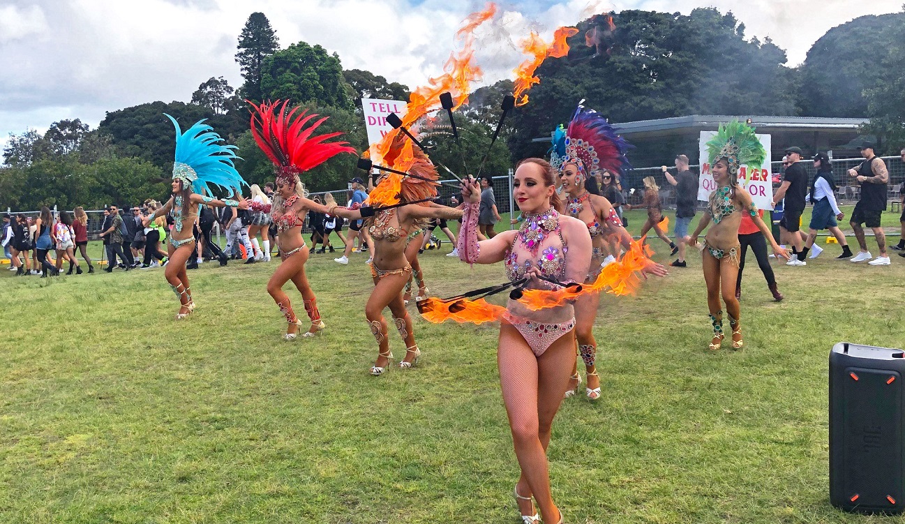 So Major Lazer Brought A Bunch Of Fire-Twirling Latin Dancers To Listen Out Sydney