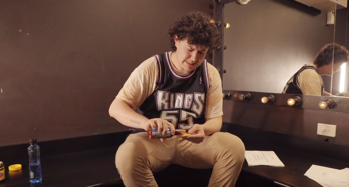 Watch Hobo Johnson Eat Hot Sauce For Every Aussie Slang Term He Gets Wrong