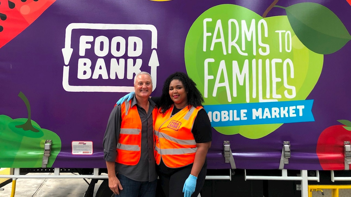 Lizzo Has Teamed Up With Foodbank Victoria To Help With The Bushfire Crisis