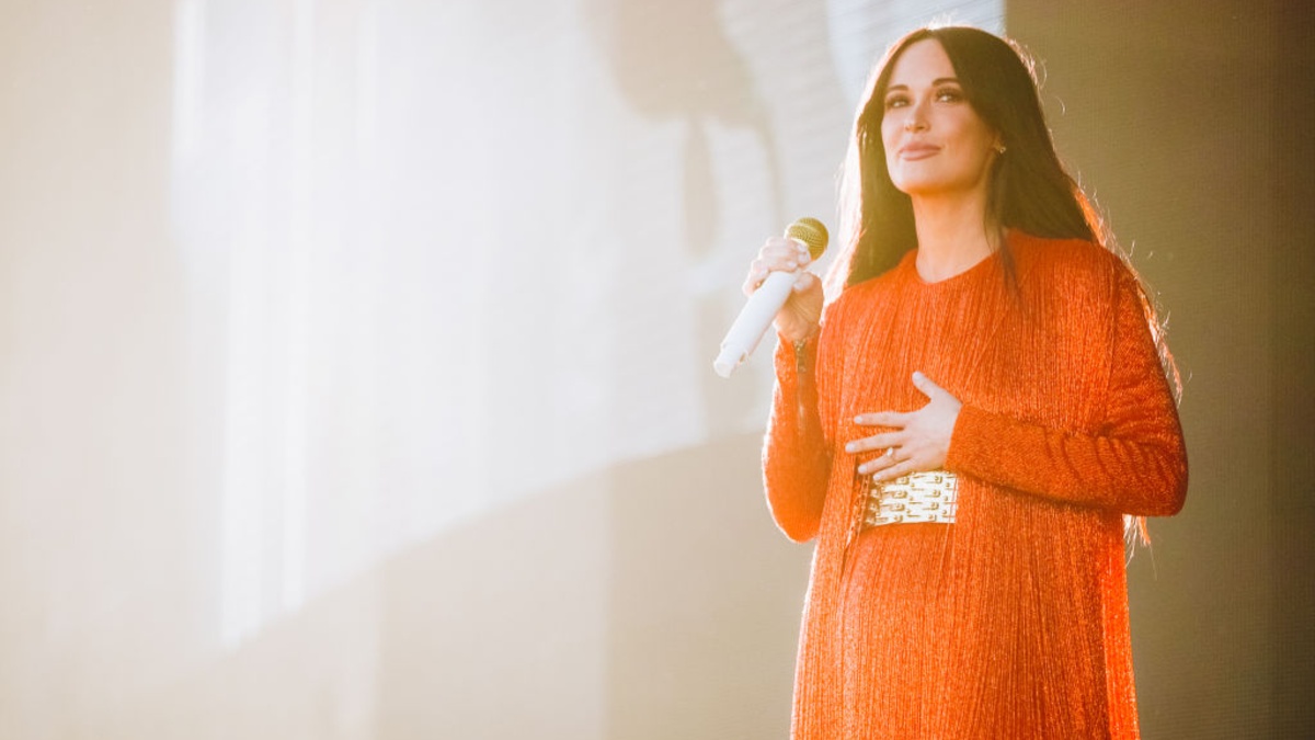 Kacey Musgraves Is Selling Her Tour Clothes To Help With Nashville Tornado Relief