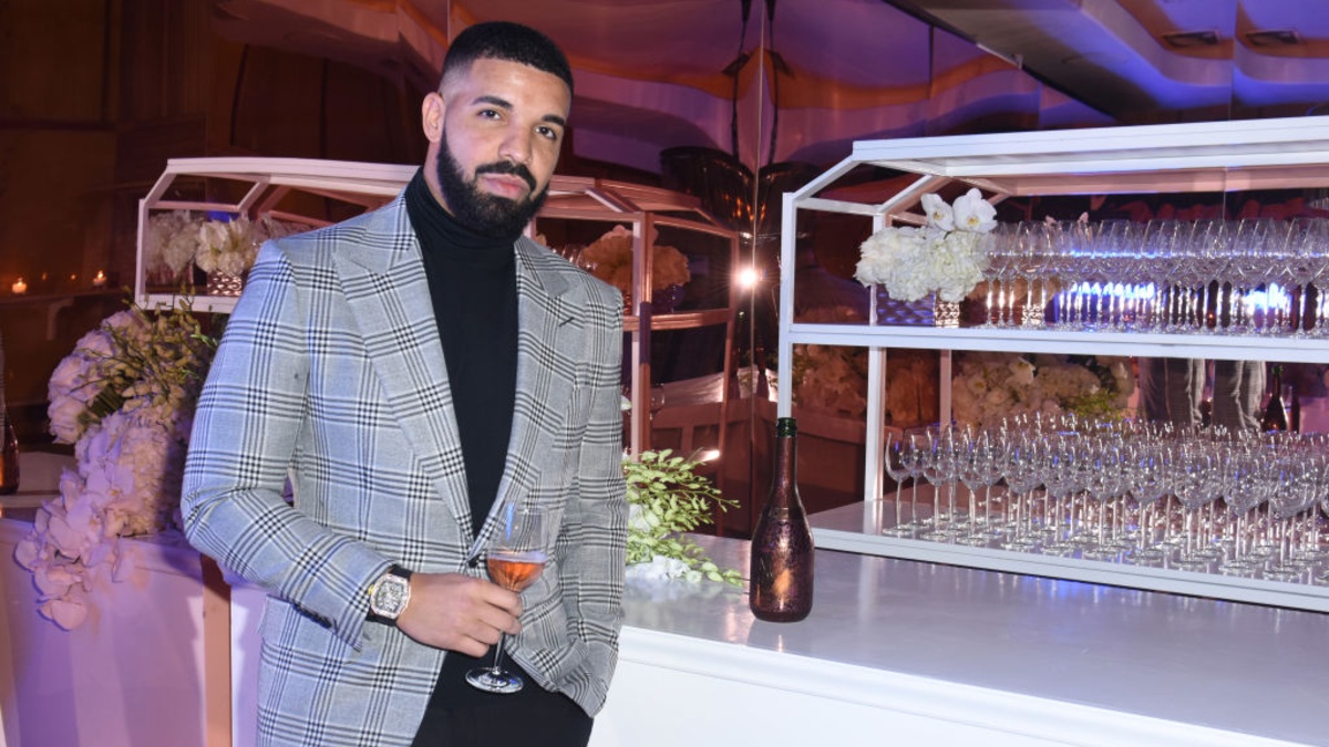 Drake Is Selling A Candle That Smells Like Himself Because Of Course He Is