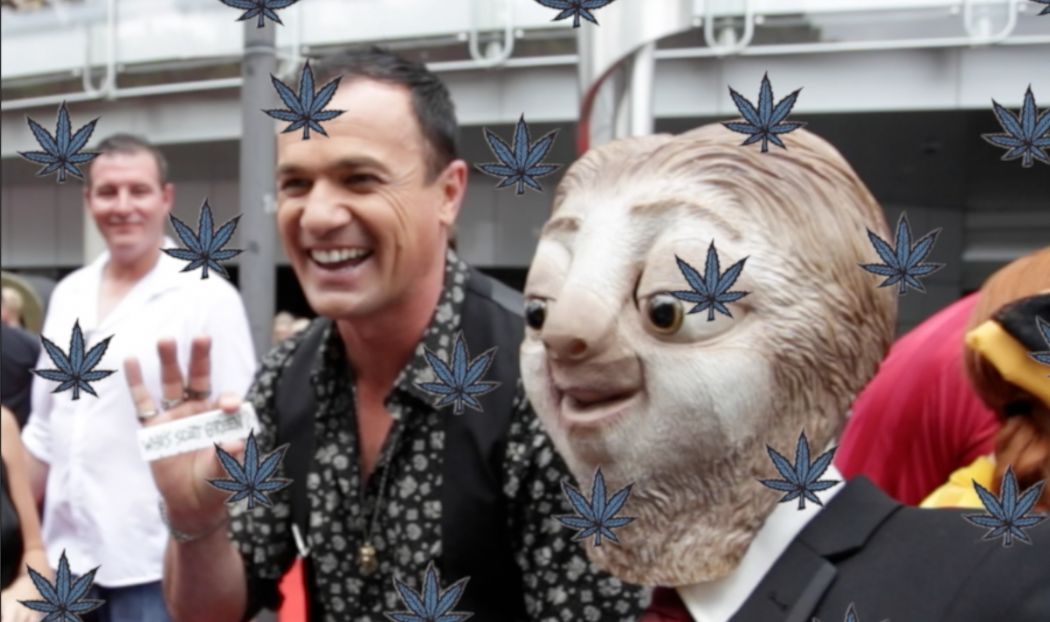 Stoner Sloth Asks The ARIA Awards Red Carpet "Who's Scott Green?" 