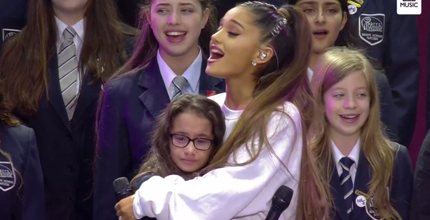 7 Heart-Warming Moments To Watch From Ariana Grande's Emotional Manchester Benefit Gig
