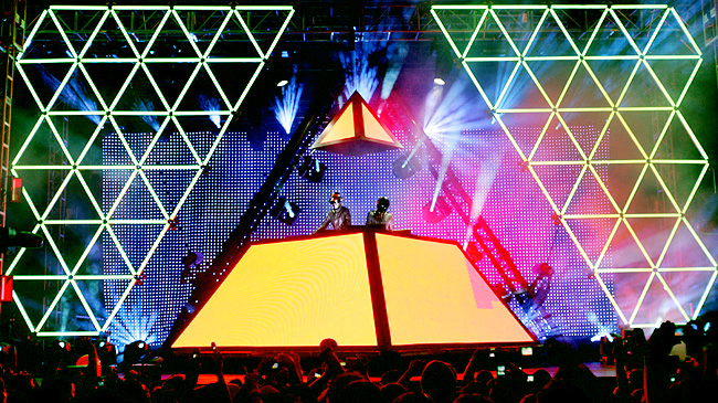 You Can Now Relive Daft Punk's Incredible 2007 'Alive' Tour