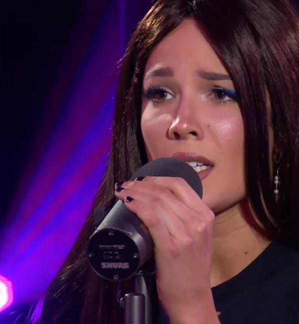 Halsey Pulled Off Jonas Brothers' 'Sucker' As A Lounge Jazz Song And We're In Awe