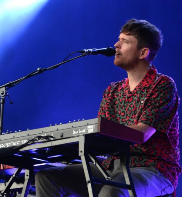 James Blake Has Dropped A Cover Of A Frank Ocean Song He Helped Write And It's Hauntingly Beautiful