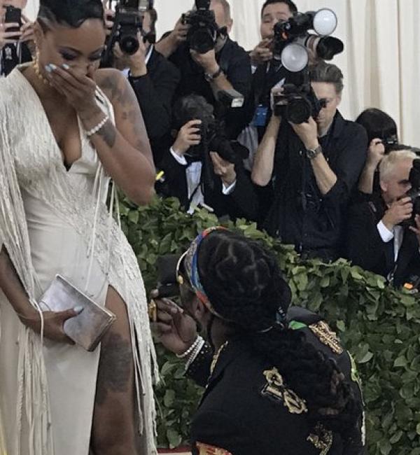 2 Chainz Proposed On The Met Gala Red Carpet