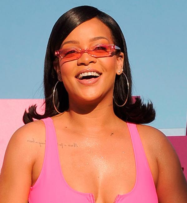 Yep, Rihanna Snuck Alcohol Into Coachella
