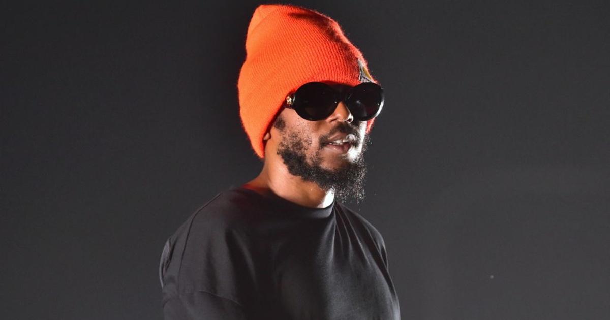 Kendrick Lamar & ScHoolboy Q Dispel Fight Rumors With Goofy Video: Watch –  Billboard